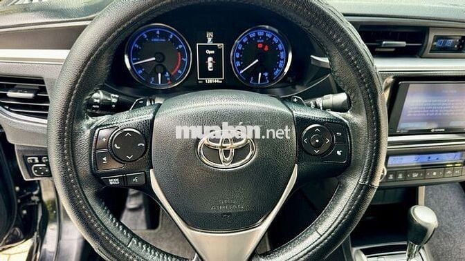 Toyota Corolla Altis 2016 2.0V - 128000 km