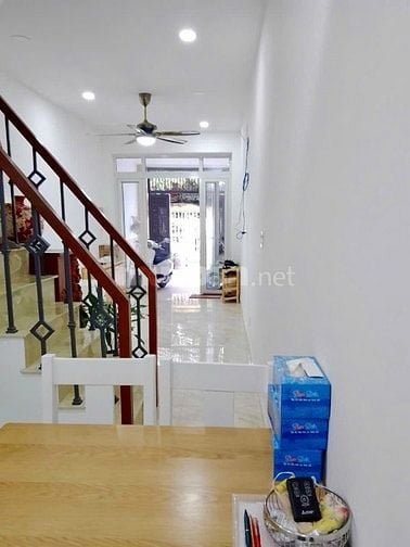 Mặt tiền An Khánh chỉ hơn 5tỷ xíu 39m2 nhà vuông vức view landmark 81 