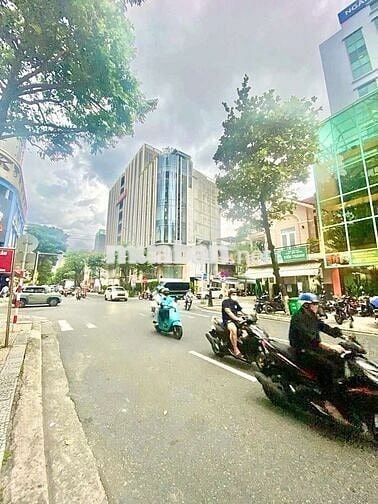 Bán toà nhà 4tầng trần phú, Bặch Đằng ngay cầu rồng Đà nẵng