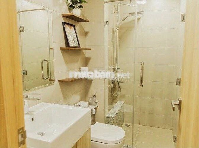 Cho thuê căn hộ Emerald 2pn2wc, 66m2 chỉ với 11tr/tháng