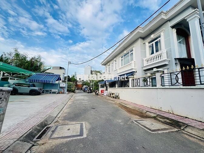 LÔ ĐẤT GẦN NGÃ 3 MẶT TIỀN ĐƯỜNG THÔNG_CÁCH PHẠMVĂNĐỒNG 100M_XD 5 TẦNG
