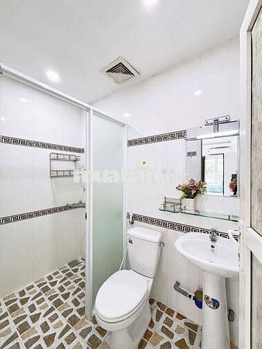 Căn Hộ Sang Trọng, Máy Giặt Riêng Ngay Nguyễn Thiện Thuật Q3
