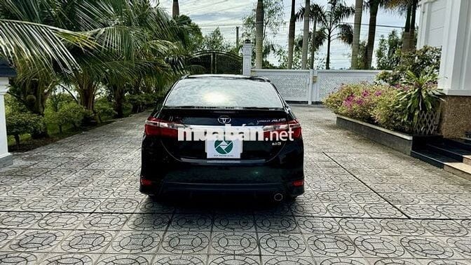Toyota Corolla Altis 2016 2.0V - 128000 km