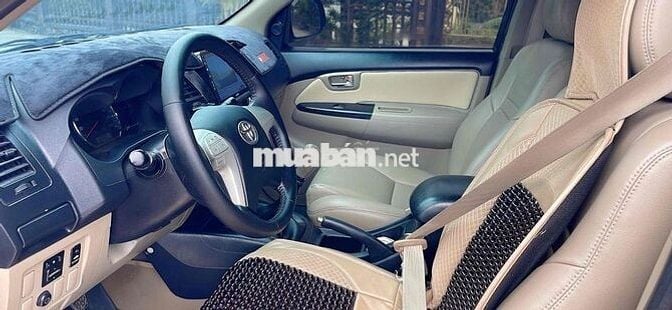 Toyota Fortuner 2016 2.7V 4x2 - 240000 km