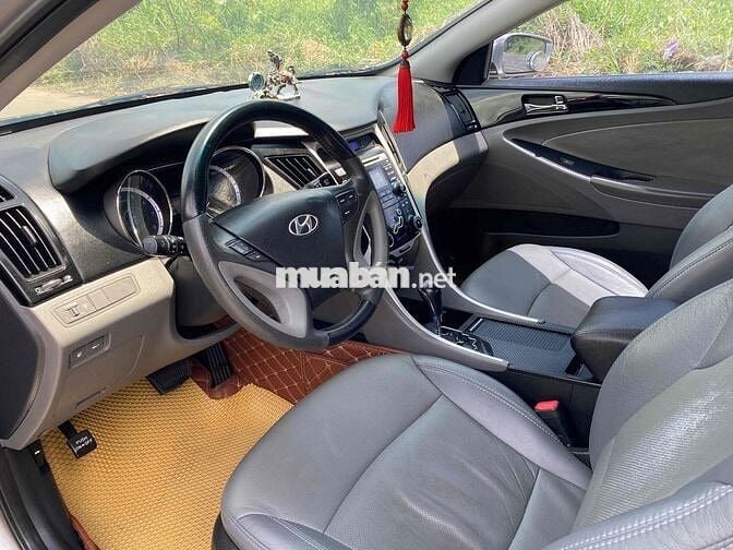 Hyundai Sonata 2011 2.0 AT - 90000 km