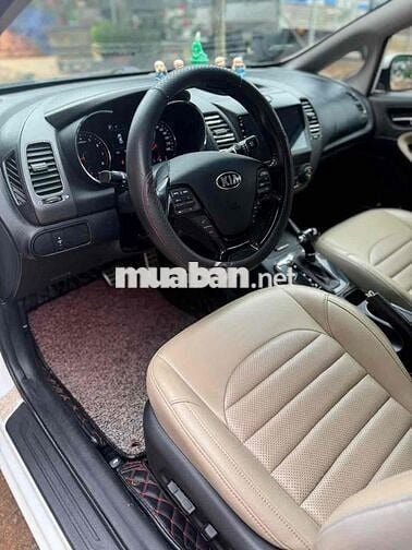 Kia Cerato 2017 1.6 AT - 98000 km