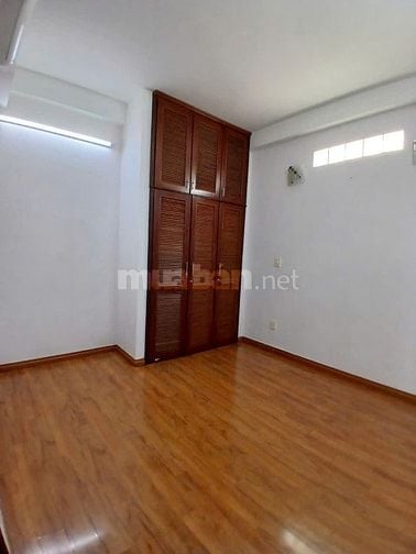 Cho thuê nhà HXH 276 Thống Nhất, P 16 đối diện Citiland