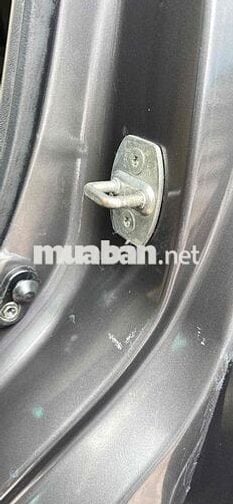 Toyota Fortuner 2016 2.7V 4x2 - 240000 km