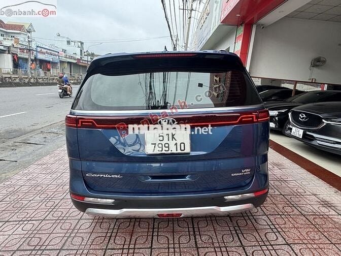 Kia Carnival Signature 3.5G 2021 - 999 Triệu