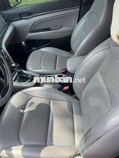 Elantra 1.6 AT 2016 – Số tự động, xe đẹp-75.678km