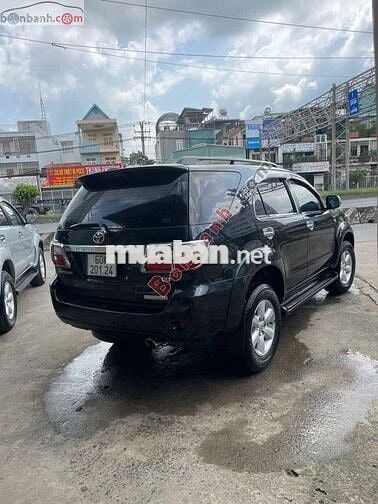 Toyota Fortuner 2.5G 2010 - 370 Triệu