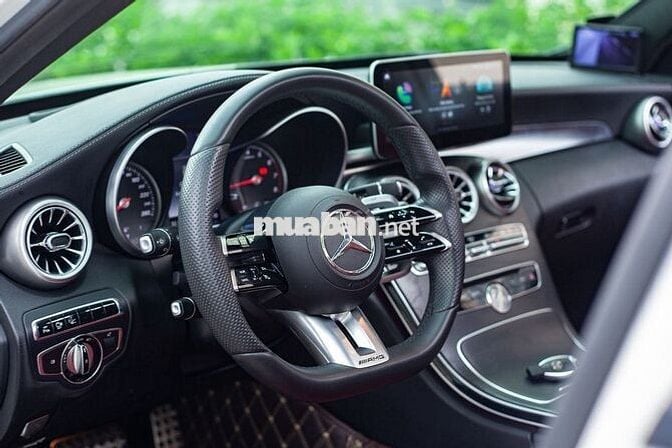 Mercedes Benz C Class 2015 C300 AMG - 82000 km