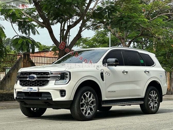 Ford Everest Titanium 2.0L 4x2 AT 2024
