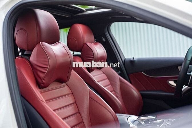Mercedes Benz C Class 2015 C300 AMG - 82000 km