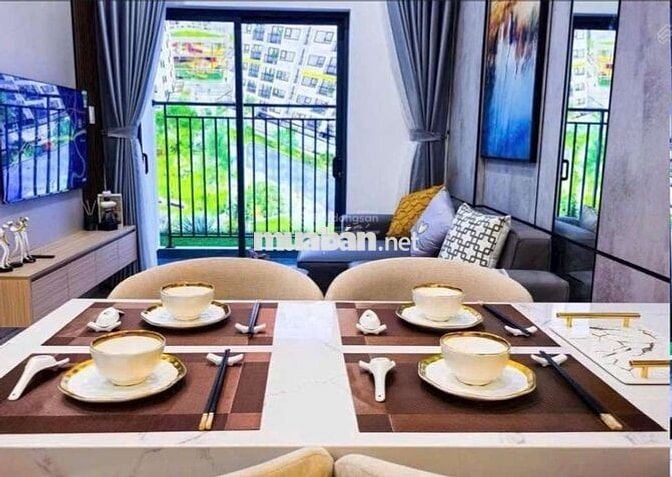 Căn hộ Viwe đẹp 2PN, 1WC , xung Quanh cây xanh , 4 hồ bơi , vui chơi