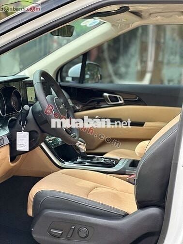 Kia Carnival Luxury 2.2D 2024 - 1 Tỷ 150 Triệu