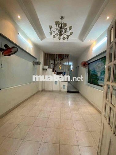 Cho Thuê Nhà Nguyên Căn –Trệt 2 Lầu, Sân Thượng, 4x18M, 27 Triệu/Thang