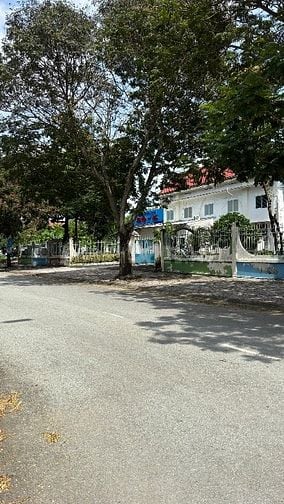 bán gấp nhà mặt tiền đường 1C giao võ văn vân vĩnh lộc B ấp 1 ngay chợ