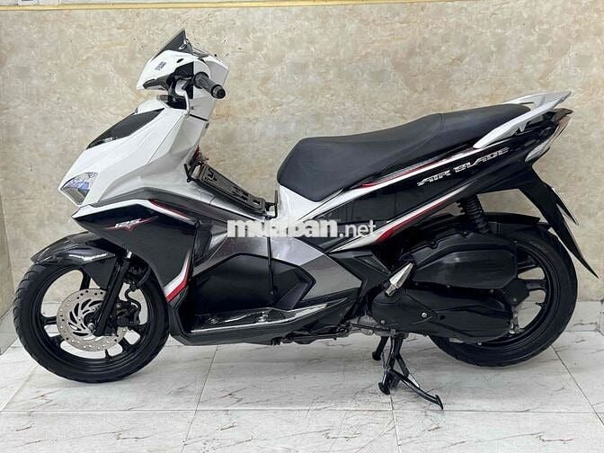 AB 125 màu trắng đen cực đẹp 43D1-508.37