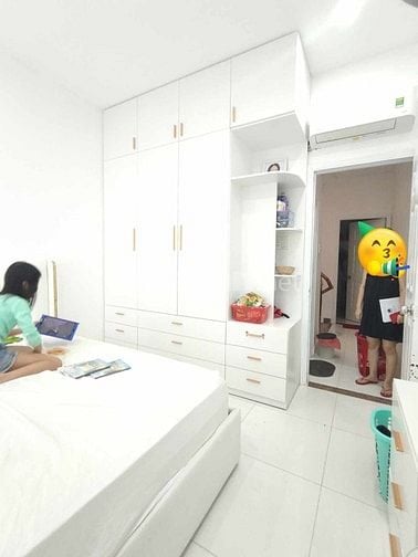 Bán nhà Tân Hương, 20m ra hẻm xe tải, 37m2, 3 tầng, Nhỉnh 3 tỷ TL
