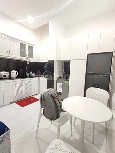 Bán nhà Tân Hương, 20m ra hẻm xe tải, 37m2, 3 tầng, Nhỉnh 3 tỷ TL