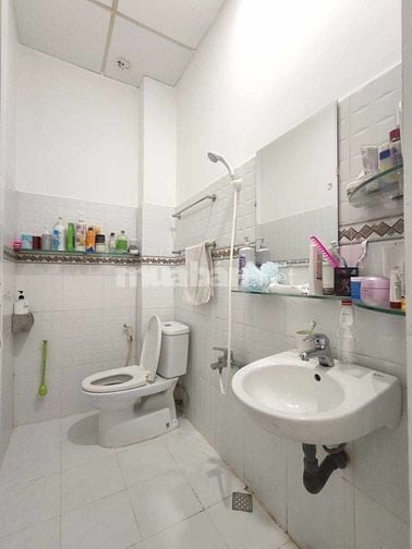 Bán nhà Tân Hương, 20m ra hẻm xe tải, 37m2, 3 tầng, Nhỉnh 3 tỷ TL