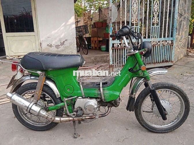 Honda Chaly Nhật 50cc . Máy Êm Ru . Học Sinh Đi Ok