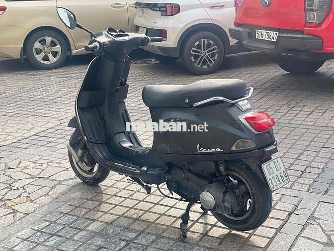 Vespa s 125 đèn vuông trả trc 5tr9 nhận xe