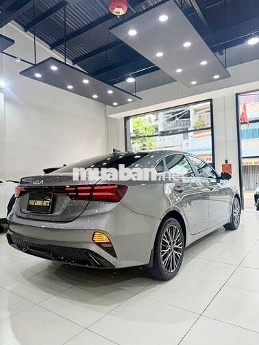 Kia K3 2024 Premium 2.0 AT - 7600 km