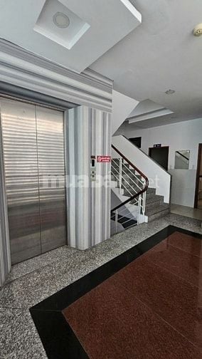 CHO THUÊ 4 SÀN TÒA NHÀ VP GÓC 2MT ĐƯỜNG TRẦN HƯNG ĐẠO Q5 MỖI SÀN 120M 