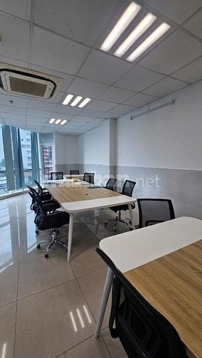 CHO THUÊ 4 SÀN TÒA NHÀ VP GÓC 2MT ĐƯỜNG TRẦN HƯNG ĐẠO Q5 MỖI SÀN 120M 