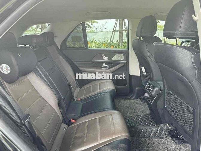 Mercedes Benz GLE Class 2021 - 100000 km
