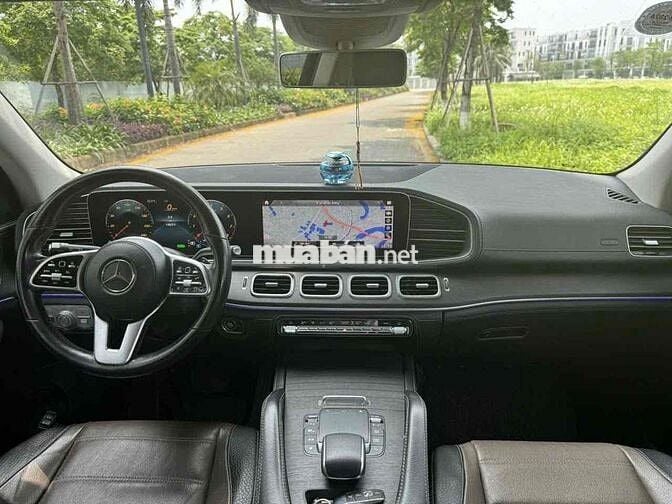 Mercedes Benz GLE Class 2021 - 100000 km