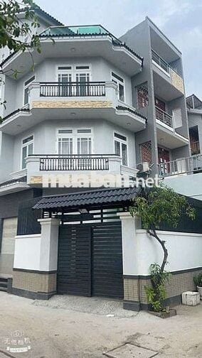 Đường xe Tải nhà 5 Tầng 68m2 linh đông thủ đức cạnh phạm văn đồng