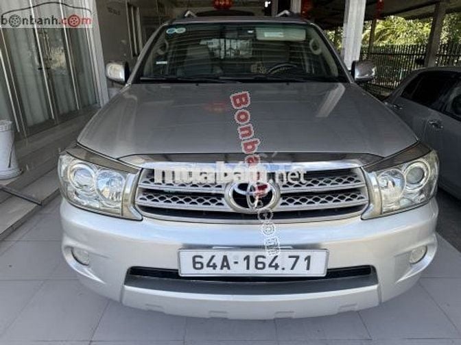 Toyota Fortuner 2.5G 2010