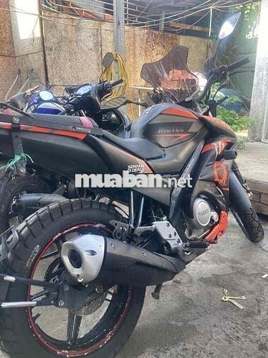 Dư cần bán Fz150i lốc trắng