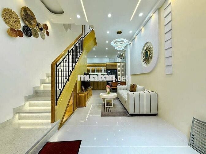 NHÀ ĐẸP Q4 - HẺM 3m- 40m2 - 3 TẦNG- KO QH - CHỈ 4 TỶ NHỈNH