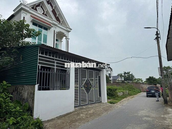 Bán nhà 2 tầng Bảo Phác, Tam Đảo, Phú Thọ. Nhà đẹp long lanh, đường