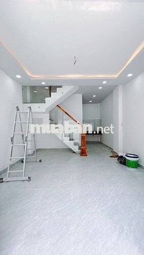 NHÀ BẾN VÂN ĐỒN Q4- 2 TẦNG - 32m2 - KO QH- CHỈ 2 TỶ NHỈNH