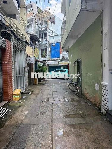Hẻm xe hơi thông Nguyễn Đỉnh Chiểu,Q3
