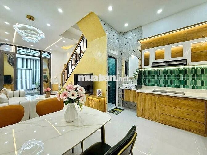NHÀ ĐẸP Q4 - HẺM 3m- 40m2 - 3 TẦNG- KO QH - CHỈ 4 TỶ NHỈNH