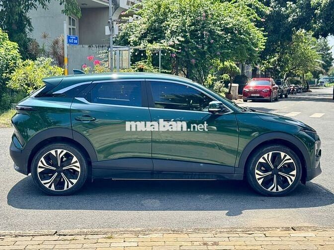 VinFast VF6 Plus 2025 - Màu xanh - 1v2km - Mua pin