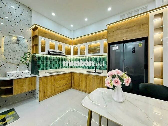 NHÀ ĐẸP Q4 - HẺM 3m- 40m2 - 3 TẦNG- KO QH - CHỈ 4 TỶ NHỈNH