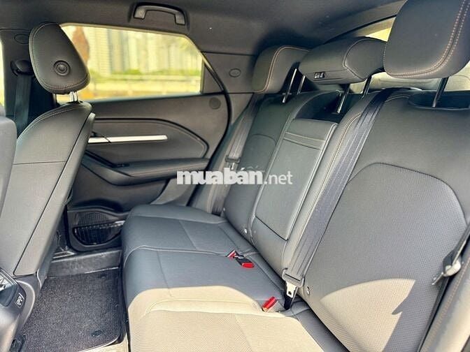 VinFast VF6 Plus 2025 - Màu xanh - 1v2km - Mua pin