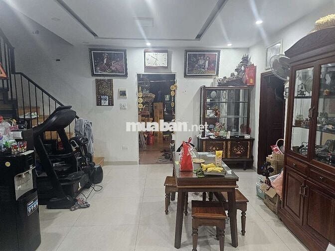 Chính chủ nhà mặt tiền đường núi thành
