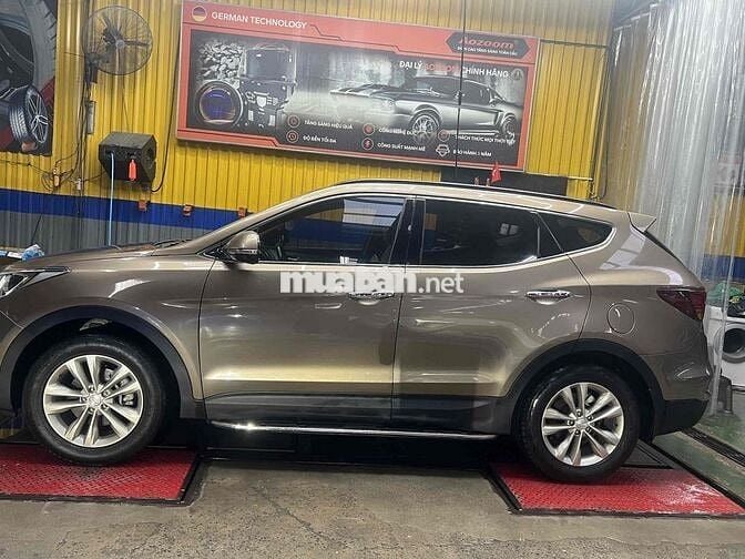 Hyundai Santa Fe 2017 2.4 AT 4 WD - 79000 km