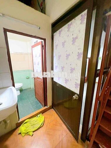 cho thuê mặt tiền kinh doanh mua bán ngay chợ 1 lầu 3pn 4wc