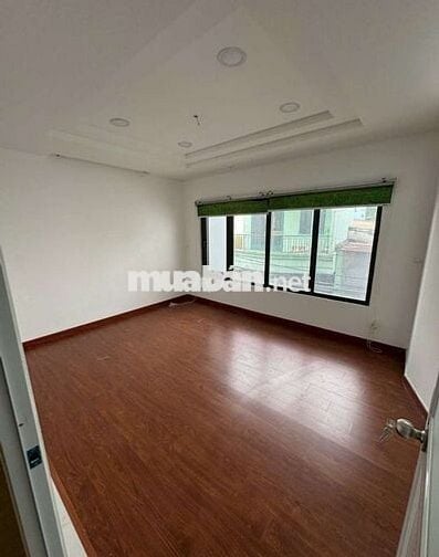 Cho thuê nhà nguyên căn 1 trệt 2 lầu, dt 4×16 có 4pn,3wc