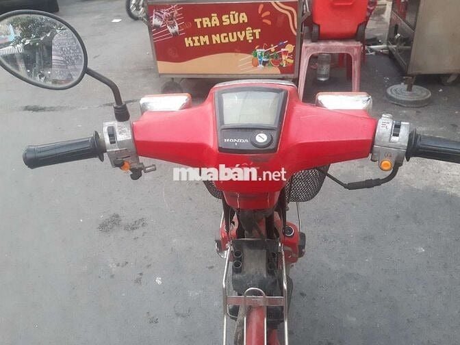 Cần bán xe cup Honda dd đỏ như hình