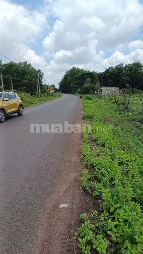 Chính chủ cần bán đất mặt tiền DT757 nhựa